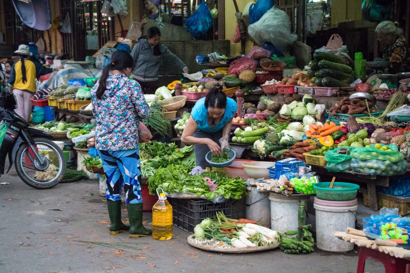 Hanoi - a Capital on the Red River | Places Happen